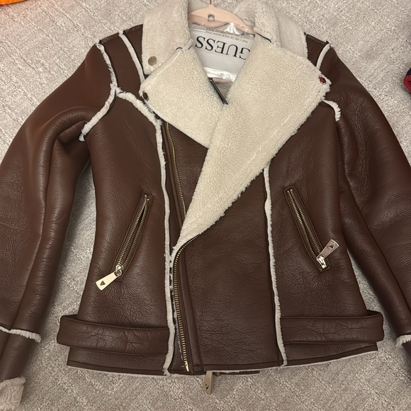 GUESS LEATHER JACKET 🧥 - Picture 1 of 9